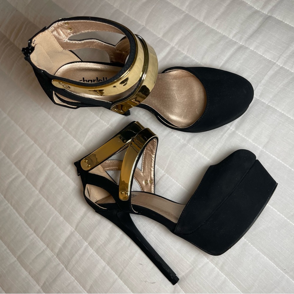 High Heels - Picture 2 of 5